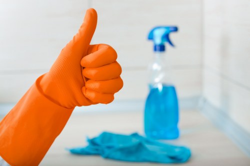 Local SE16 commercial cleaning for mixed-use buildings and customer-facing premises