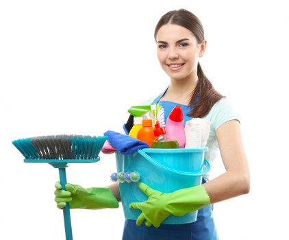 Local patio cleaning service for communal outdoor paving in SE16